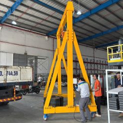 Cổng trục đẩy tay 2 tấn